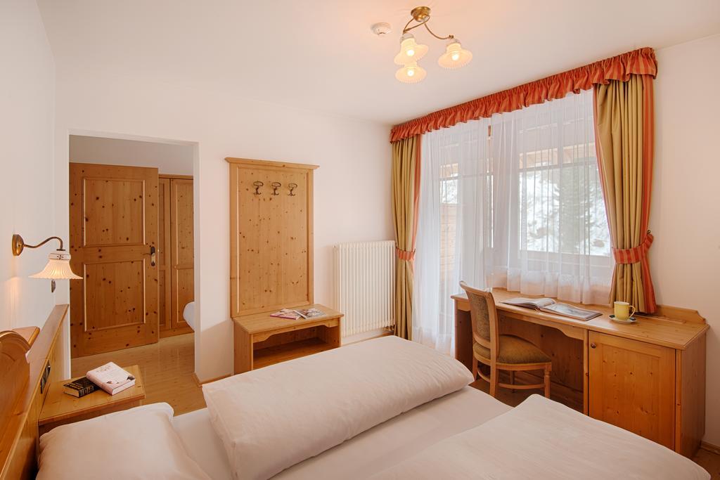 אראבה Hotel Garni Elisir מראה חיצוני תמונה