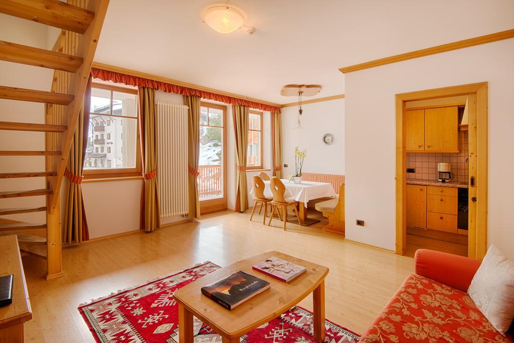 אראבה Hotel Garni Elisir מראה חיצוני תמונה