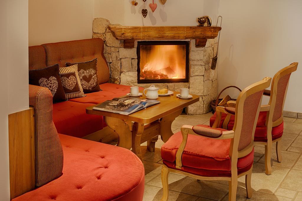 אראבה Hotel Garni Elisir מראה חיצוני תמונה